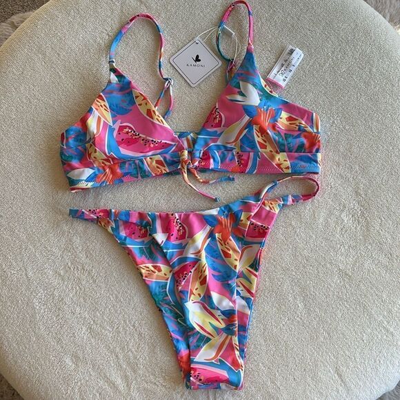 NWT Kamoni Pink Floral V Neck Tie‎ Front High Leg Cut Mid Cheeky Bikini Large - Picture 2 of 12